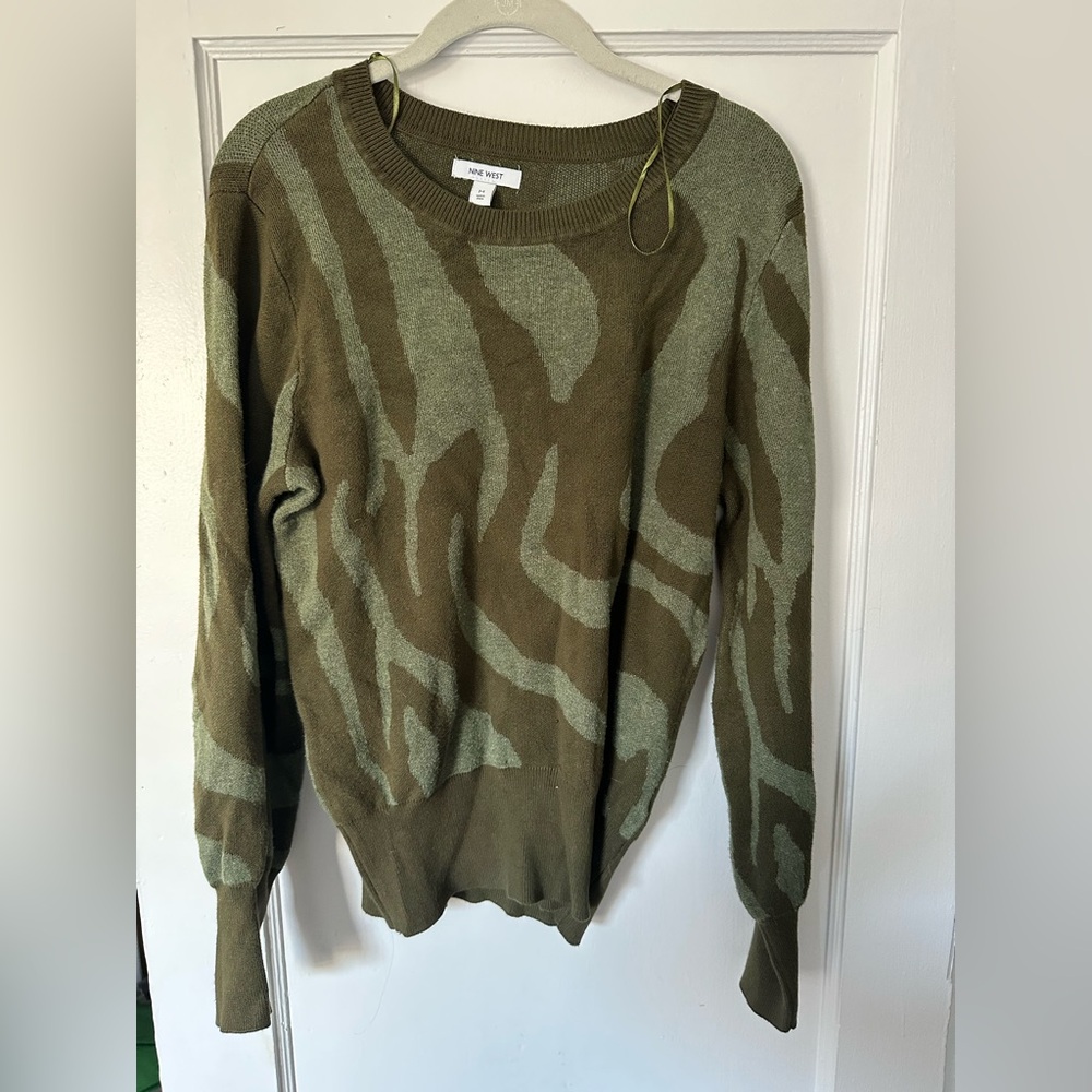 Nine West Green Sweater Medium
